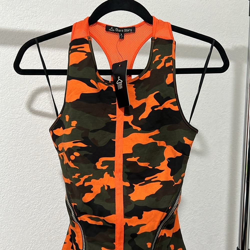 Dress - Picture 3 of 9
